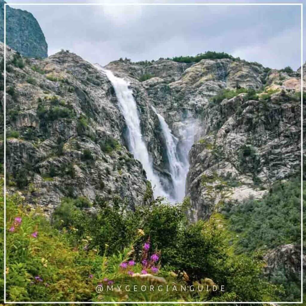 shdugra waterfall 1
